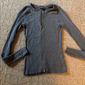 right long sleeve full zip